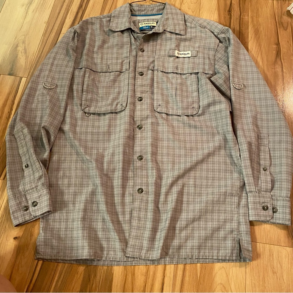 Magellan Outdoors Fish GearMen's Plaid Button-Up Shirt- Gray—XS